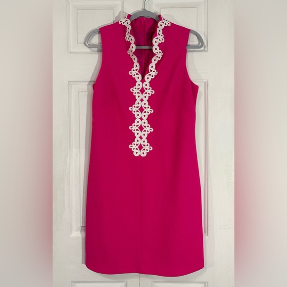Vince Camuto Dresses & Skirts - EUC hot pink sleeveless dress